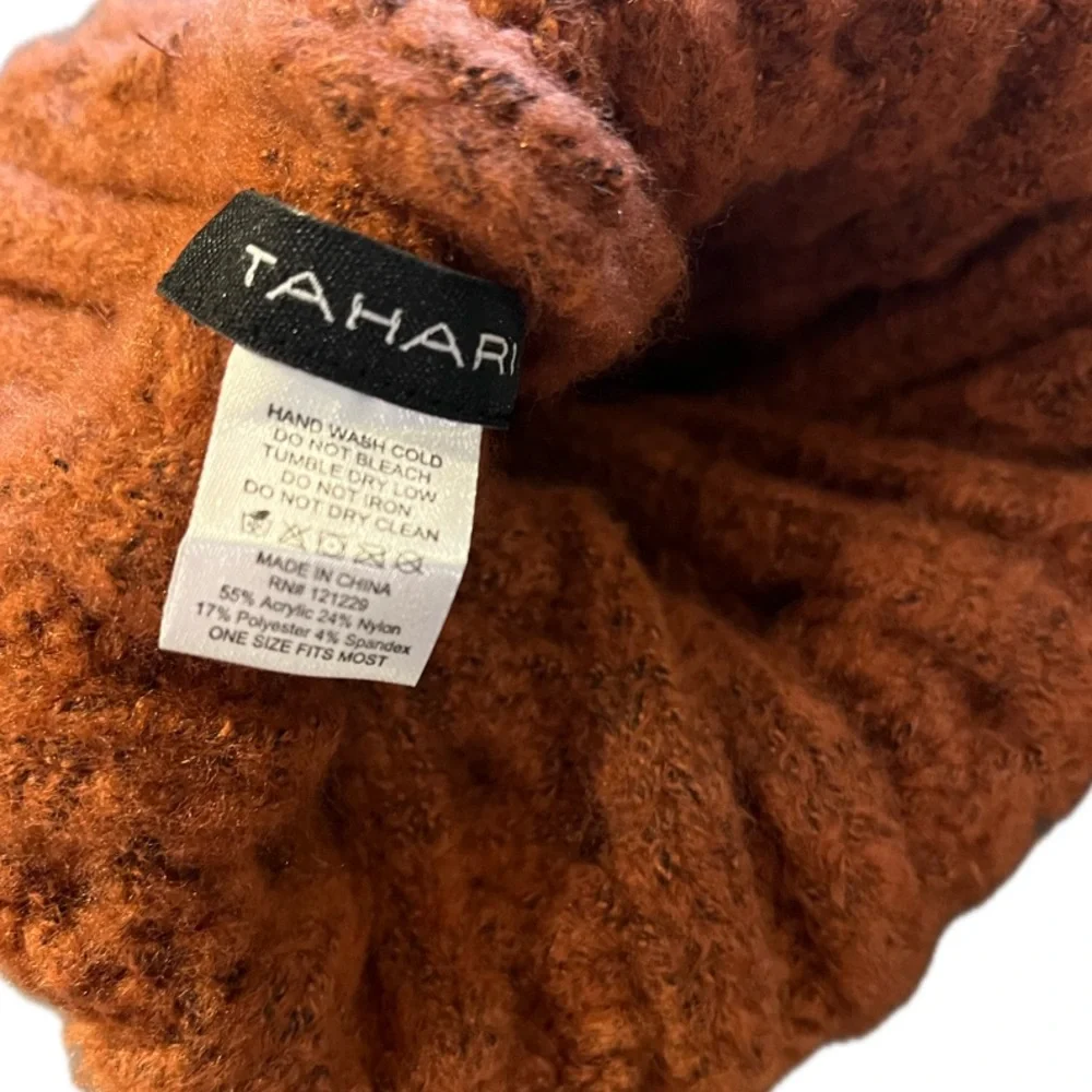 NWT, Tahari- Burnt orange, Sophisticated/Rustic, Knit Beanie, One Size